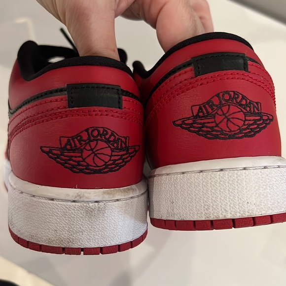 Boys Nike air Jordan retro low sneakers authentic - Picture 4 of 6